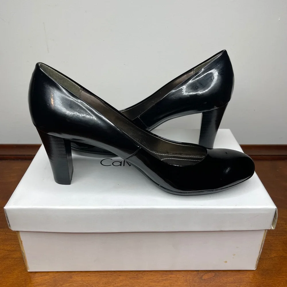 Calvin Klein Babe Black Patent Leather Round Toe Block High Heel Pumps Womens 7M